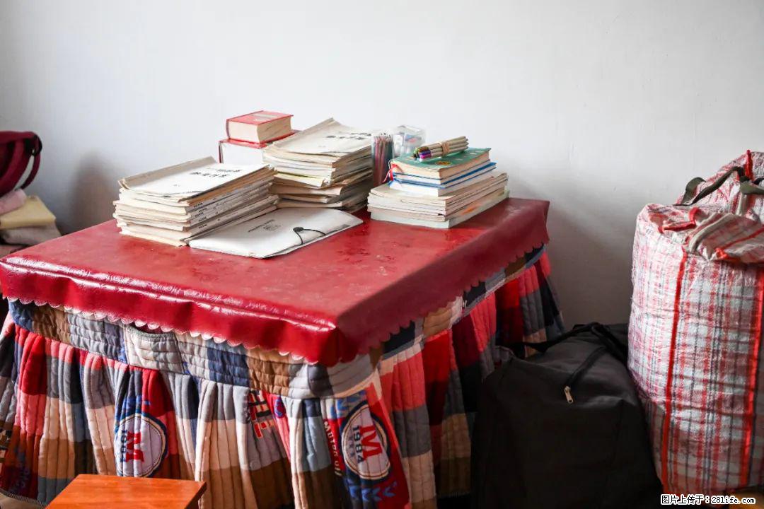 全网追的“扁担女孩”,找了一份暑假工,时薪12元 - 营口生活资讯 - 营口28生活网 yk.28life.com