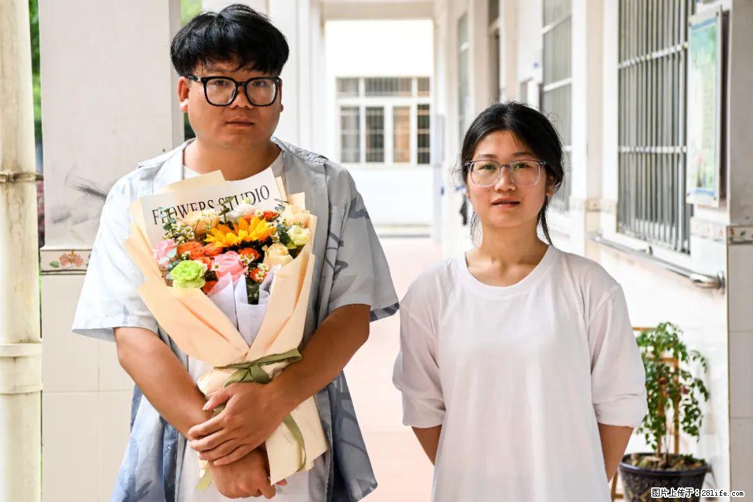 全网追的“扁担女孩”,找了一份暑假工,时薪12元 - 营口生活资讯 - 营口28生活网 yk.28life.com